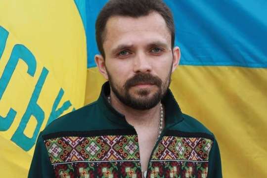 Умер 38-летний волонтер, которого побили на Донбассе