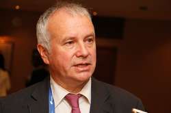 За словами Рара, зараз Захід вже не буде «однобічно тиснути на Росію», як це було при Порошенку