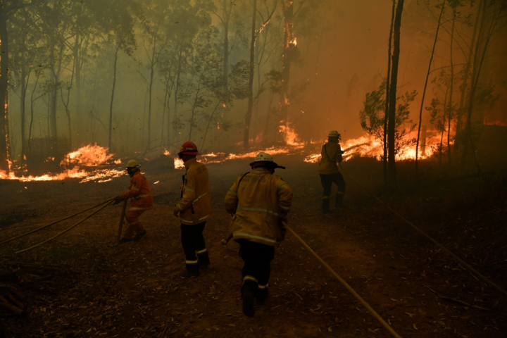 Стихійні пожежі навколо Сіднею набули непоборних масштабів