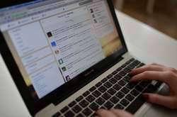 Стало відомо, яким джерелам новин надають перевагу українці