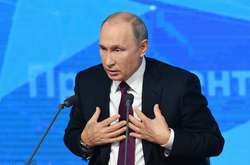 Путіну було у кого вчитися своїх демагогічних вправ, що прикривають агресивні дії