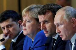 Українському президентові було важко ховати хвилювання на підсумковому брифінгу лідерів «Нормандської четвірки». 9 грудня, Єлисейський палац, Париж