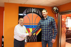 &laquo;Валенсія&raquo; та&nbsp;&laquo;Рівне&raquo; уклали угоду про співпрацю&nbsp;