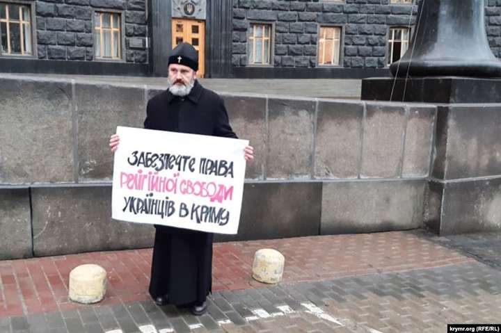 Архієпископ Климент оголосив голодування до вирішення питання української церкви у Криму