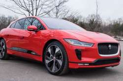 Завдяки оновленню програмного забезпечення, I-Pace зможе більш ефективно використовувати електроенергію від двох електродвигунів, які розташовані біля коліс