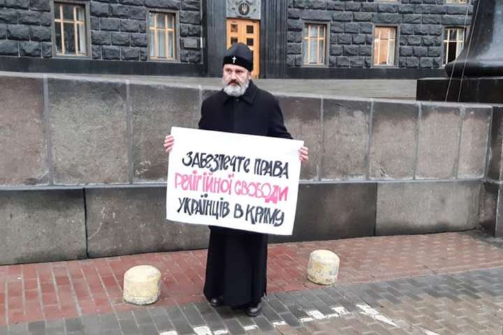 Архиепископ Климент объявил голодовку