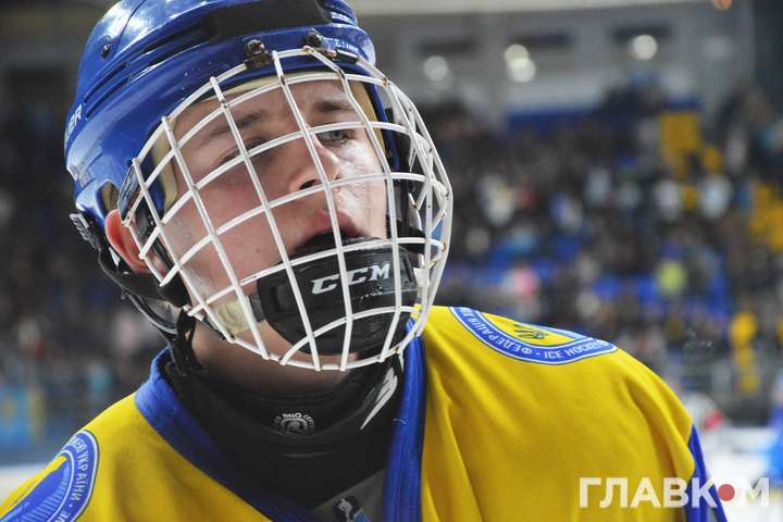 Хет-трик із голом в овертаймі приніс збірній України з хокею перемогу над Францією