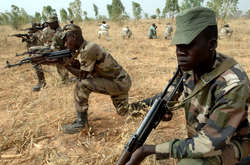 Бойовики у Нігерії захопили військовий табір: 70 людей загинули