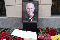 Ярого сторонника аннексии Крыма Юрия Лужкова похоронят рядом с писателем Сергеем Михалковым