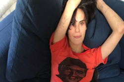  25-летняя Таллула Уиллис показала фото с обнаженной грудью 
  