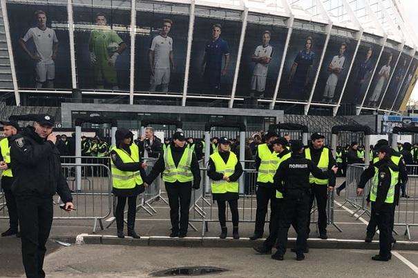 Матч «Динамо» (Київ) - «Лугано» (Швейцарія): столична поліція перейшла на посилений режим