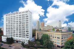 У будівлі столичного вузу ділки організували готель