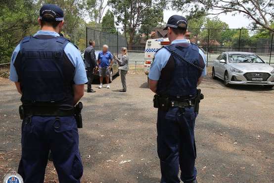 В Австралии 71-летнего тренера арестовали за изнасилование 12-летней теннисистки