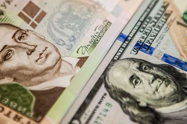 Курс доллара установил в Украине новый рекорд