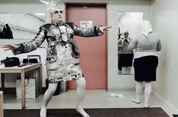  Поклонники звезды радуются, что артист продолжает творить 
  