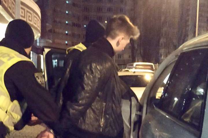 Близько 15 екіпажів поліції ганялися по Києву за 18-річним мажором (фото, відео)