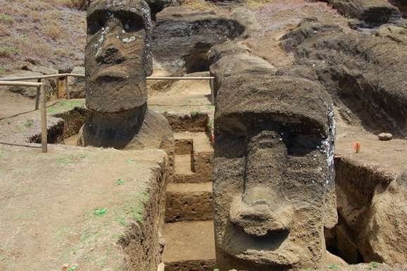 Вчені заявили про розкриття таємниці кам'яних ідолів острова Пасхи