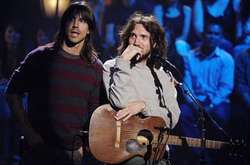  С Фрушанте «перцы» записали лучшие свои альбомы группы 
  