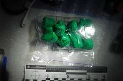 Вилучені речовини направлено на експертне дослідження