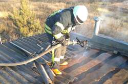 На Київщині горів газорозподільний пункт (фото)