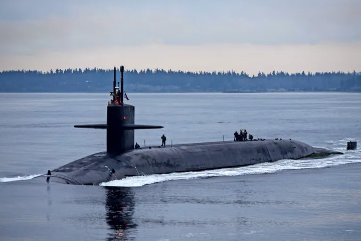 НАТО фіксує найбільшу активність російських підводних човнів з часів «холодної війни» 