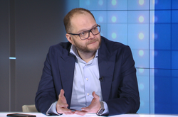 Министр культуры прокомментировал увольнение из УКФ жены Порошенко