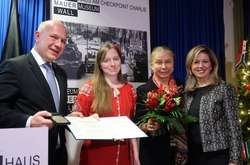 Вінничанку нагородили у Німеччині медаллю за боротьбу за права людини