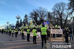 В центр Киева прибыли усиленные наряды силовиков на время акций протеста