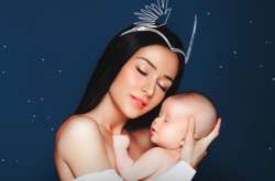 «Мадонна» с младенцем: Злата Огневич умилила поклонников обложкой нового альбома