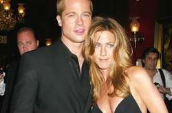  Энистон и Питт развелись в 2005 году, но до сих пор любят проводить время вместе 
  