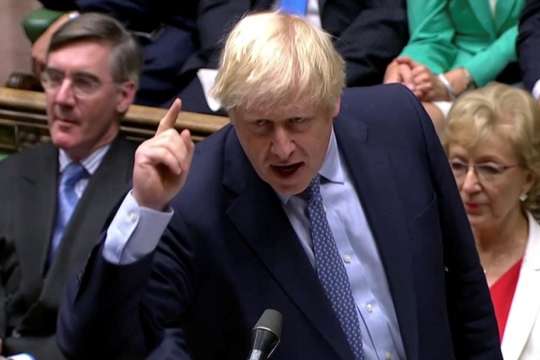 Прем’єр Британії заборонив міністрам їхати на Давоський форум