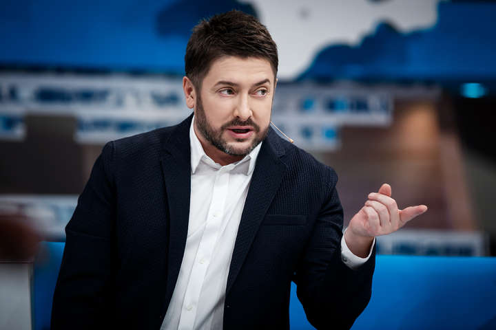Зеленський надав українське громадянство російському телеведучому 