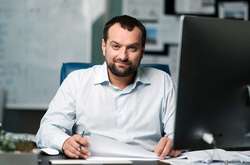 Зупинити відтік будівельників за кордон можливо через підвищення соцстандартів та зарплат, - Вавриш