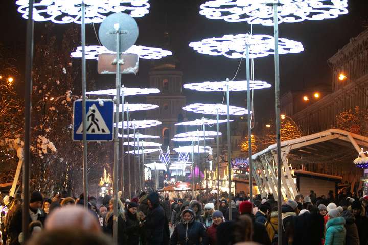 19 грудня буде перекрито Володимирський проїзд і вулицю Володимирську