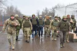  Делегація з Канади у супроводі українських військових  