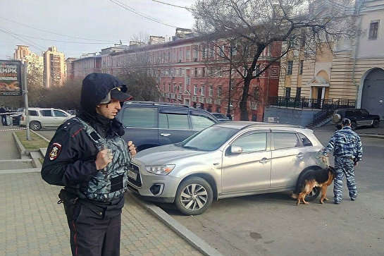 У будівлі ФСБ в Росії невідомий влаштував стрілянину: є загиблий