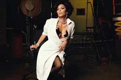  Авторы идеи подтвердили, что на создание образа вдохновила их легендарная Элизабет Тейлор 
  