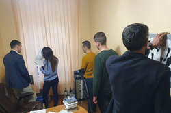 Обшук на одеському телеканалі Думская ТБ почався близько 9:30