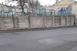 Підпірну стіну на Ольгіївському узвозі відремонтовано