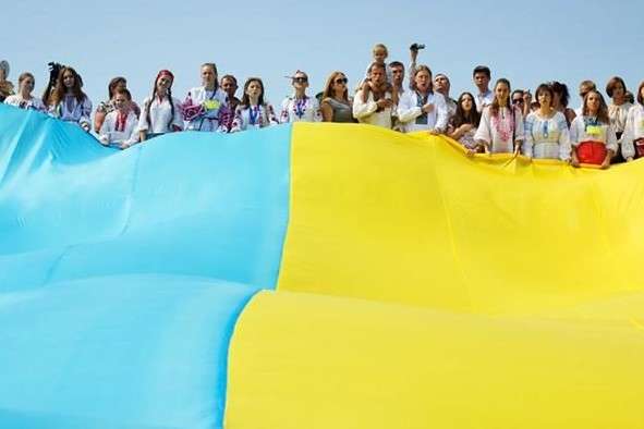 Населення України скорочується - залишилось менше 42 млн
