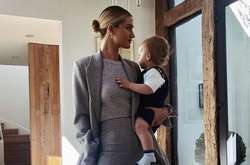 Хантингтон-Уайтли показала фото 2-летнего сына