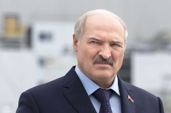 Зеленського привели до влади, щоб він повторив шлях Лукашенка,- Безсмертний