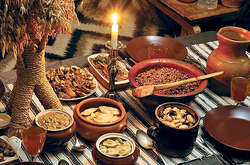 Дієтолог розкрила секрет помірної трапези на свята