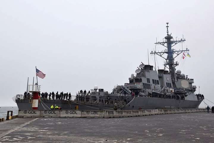 До Одеси прибув американський есмінець USS Ross
