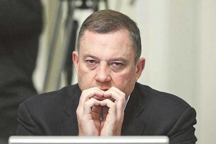 Суд зобов'язав нардепа Дубневича носити електронний браслет ще два місяці