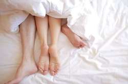 Дитячий лікар порадив дивитися порносайти замість телевізора