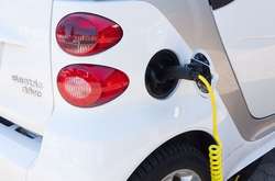 У 2020 році електрокари отримають 30 британських дипломатичних представництв у різних країнах і містах, зокрема, і в Києві