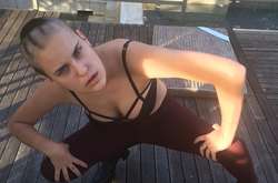  &laquo;Я &ndash; сама как подарок&raquo;, &ndash; подписала соблазнительный кадр Скаут Уиллис 
  