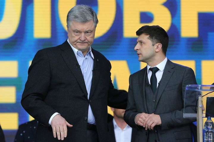  Опитування: Зеленський названий політиком року в Україні, Порошенко - другий