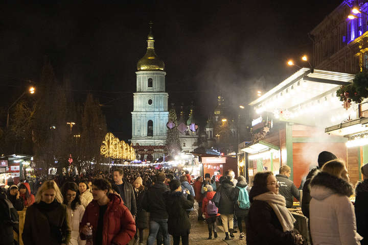 Хто створюватиме киянам святковий настрій у новорічну ніч на Софійській площі